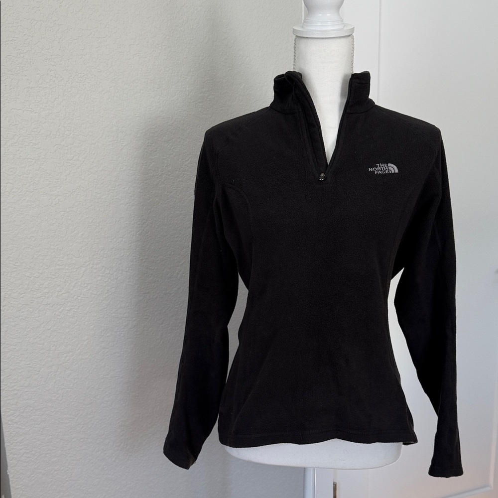 The North Face Black Quarter-Zip Fleece
